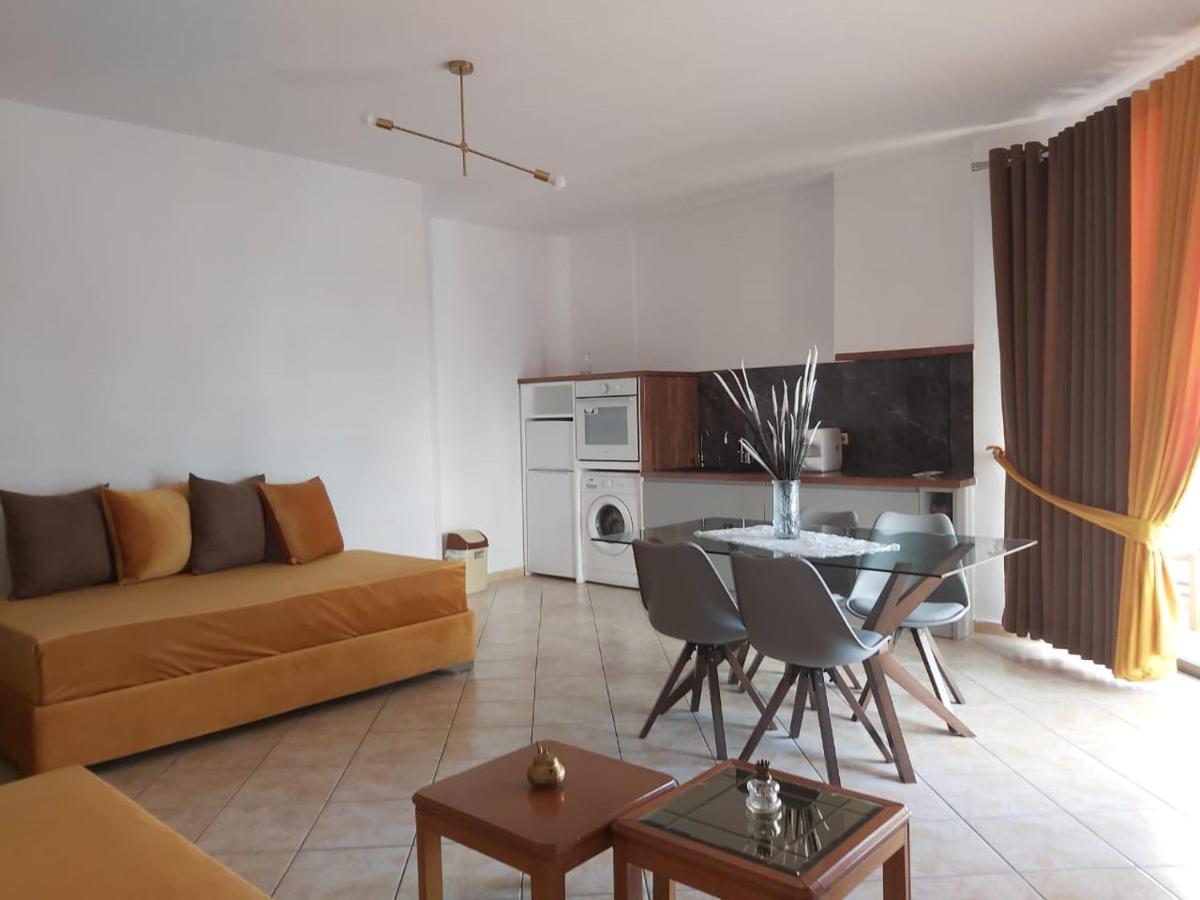 Flora Apartments Sarandë Eksteriør bilde