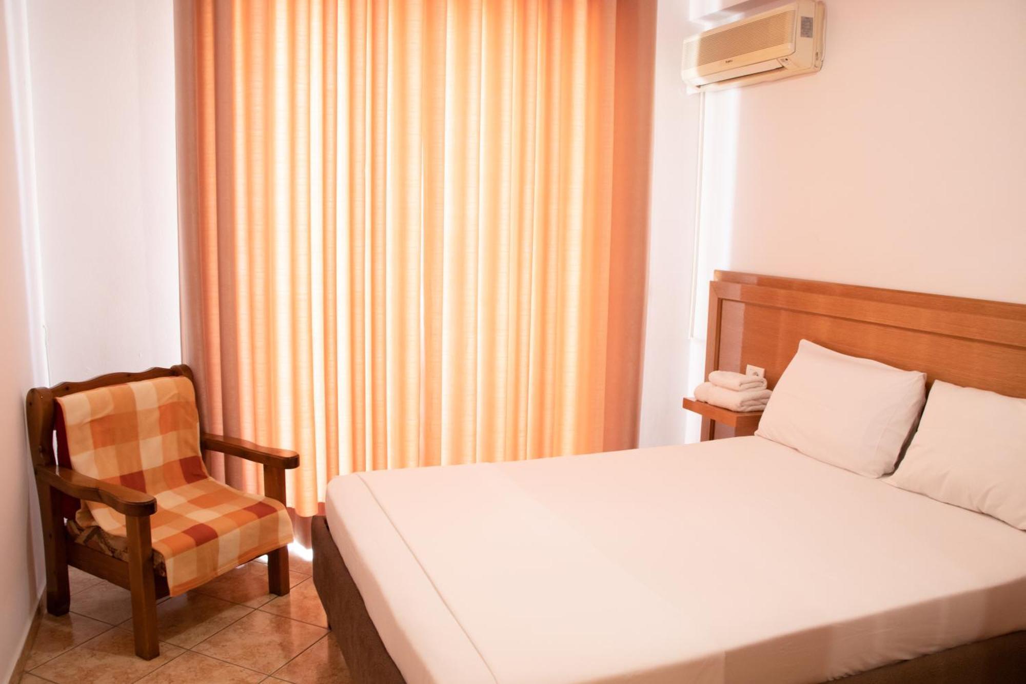 Flora Apartments Sarandë Eksteriør bilde