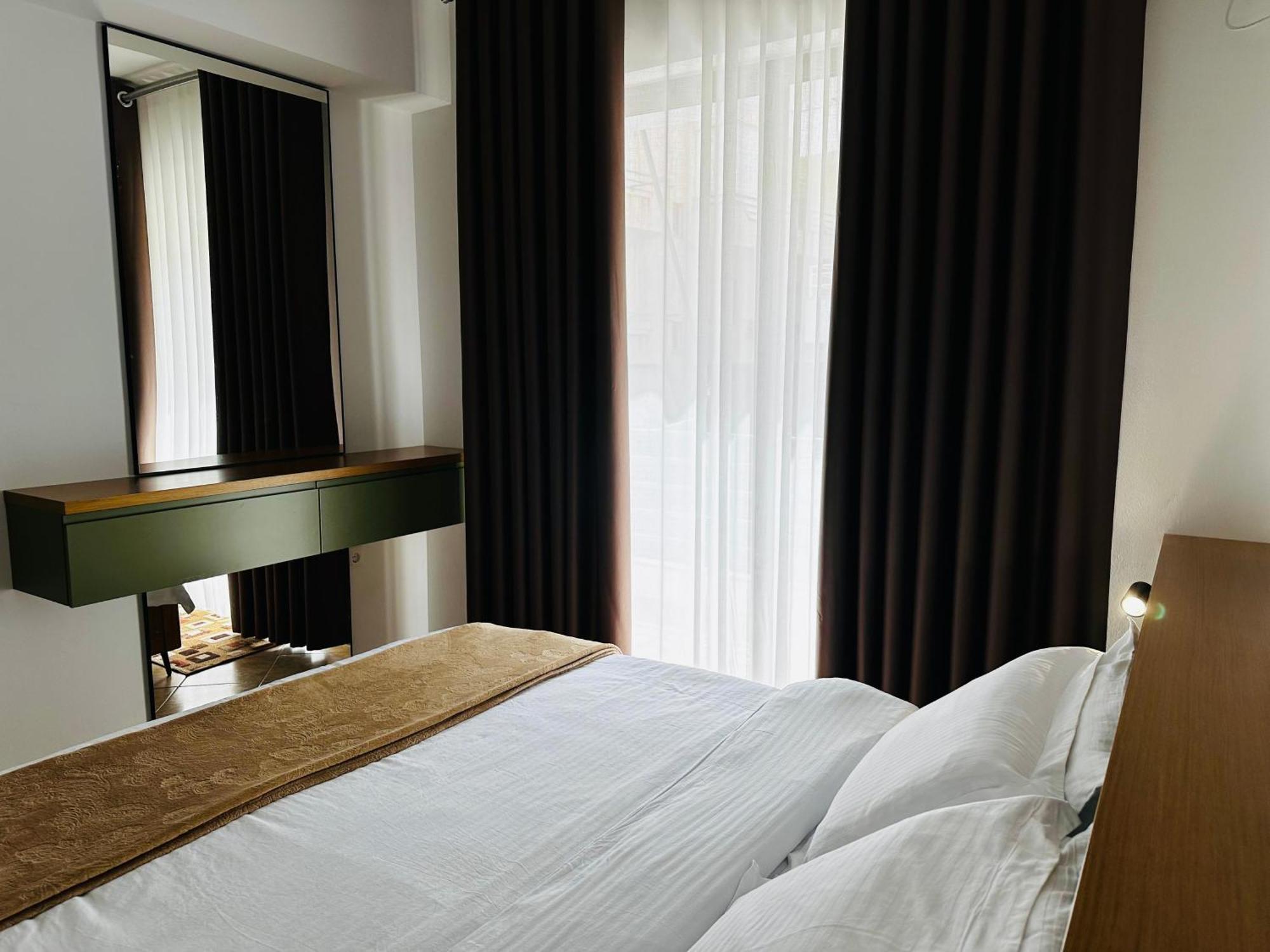 Flora Apartments Sarandë Eksteriør bilde