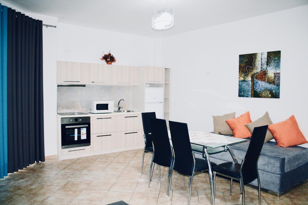 Flora Apartments Sarandë Eksteriør bilde